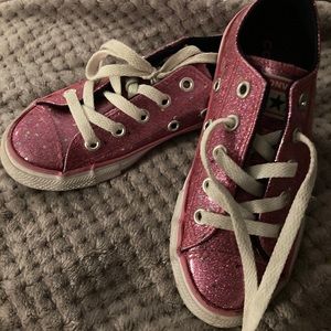 Glittered pink converse